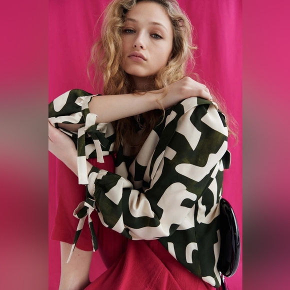 NWT EVE GRAVEL Everglades Lock Green Cream Print Tie Sleeve Blouse XL - Picture 2 of 7